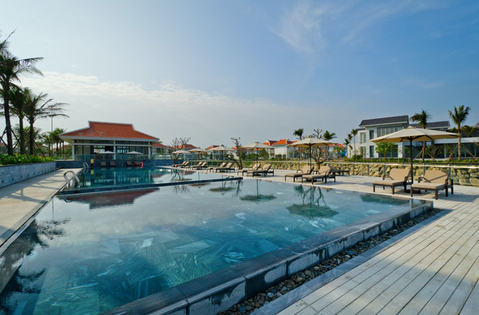 Hồ bơi - The Ocean Villas